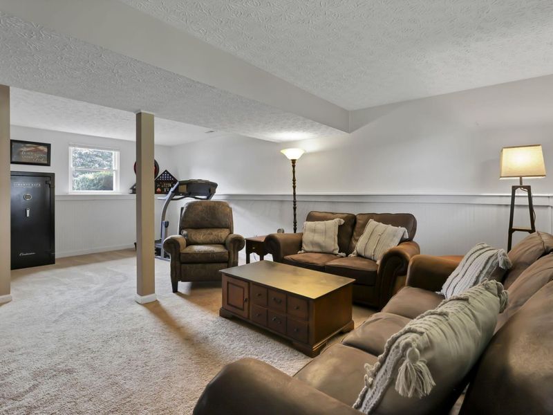 6991 Endsleigh Drive, Reynoldsburg, OH 43068 Photo 34