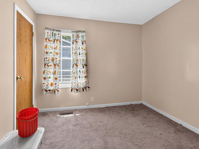 844 Central Drive , Marion, OH 43302 Photo 9