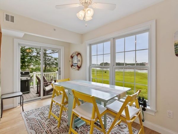 7 Essex Ave, Unit 1, Gloucester, MA 01930