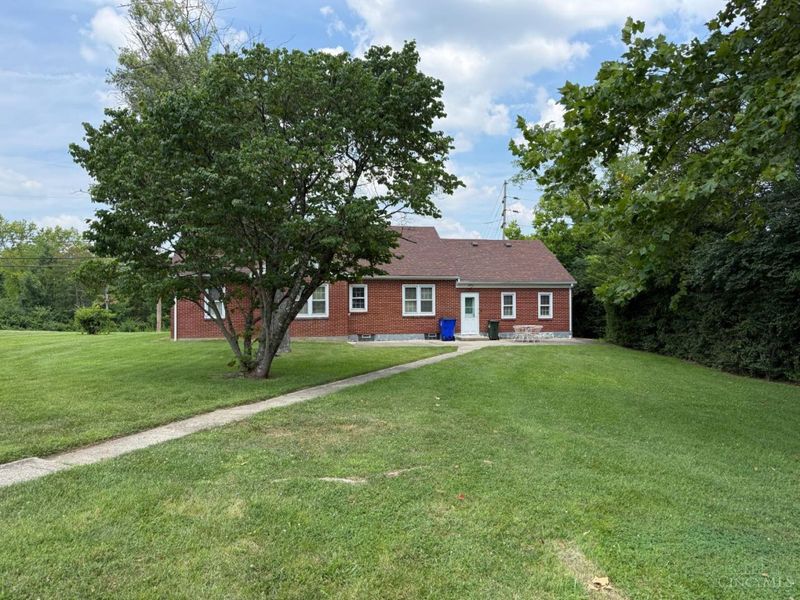665 New London Road, Hamilton, OH 45013 Photo 5