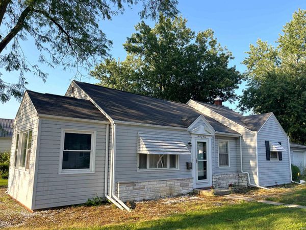 627 W Arnold Street, Bluffton, IN 46714
