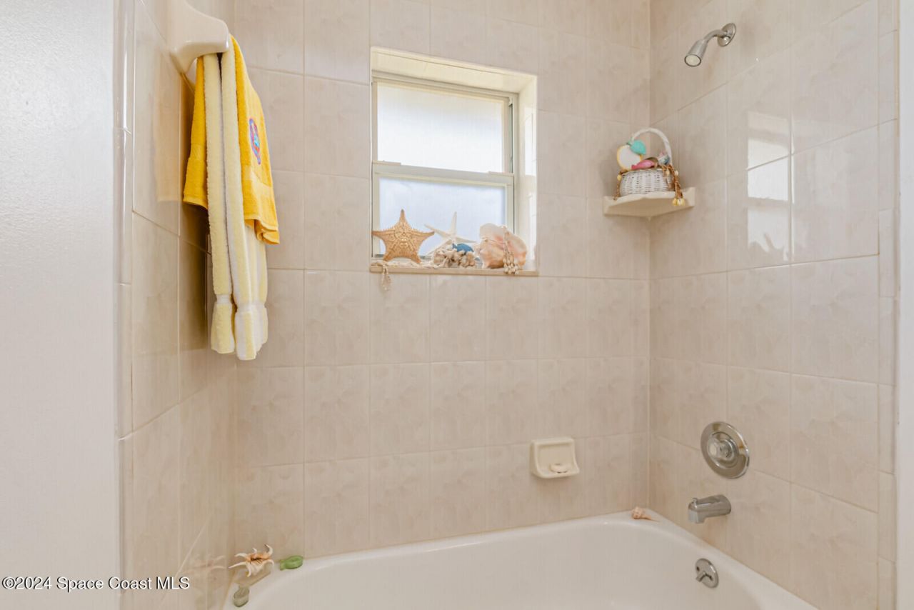 410 Oriole Lane , Indialantic, FL 32903 Photo