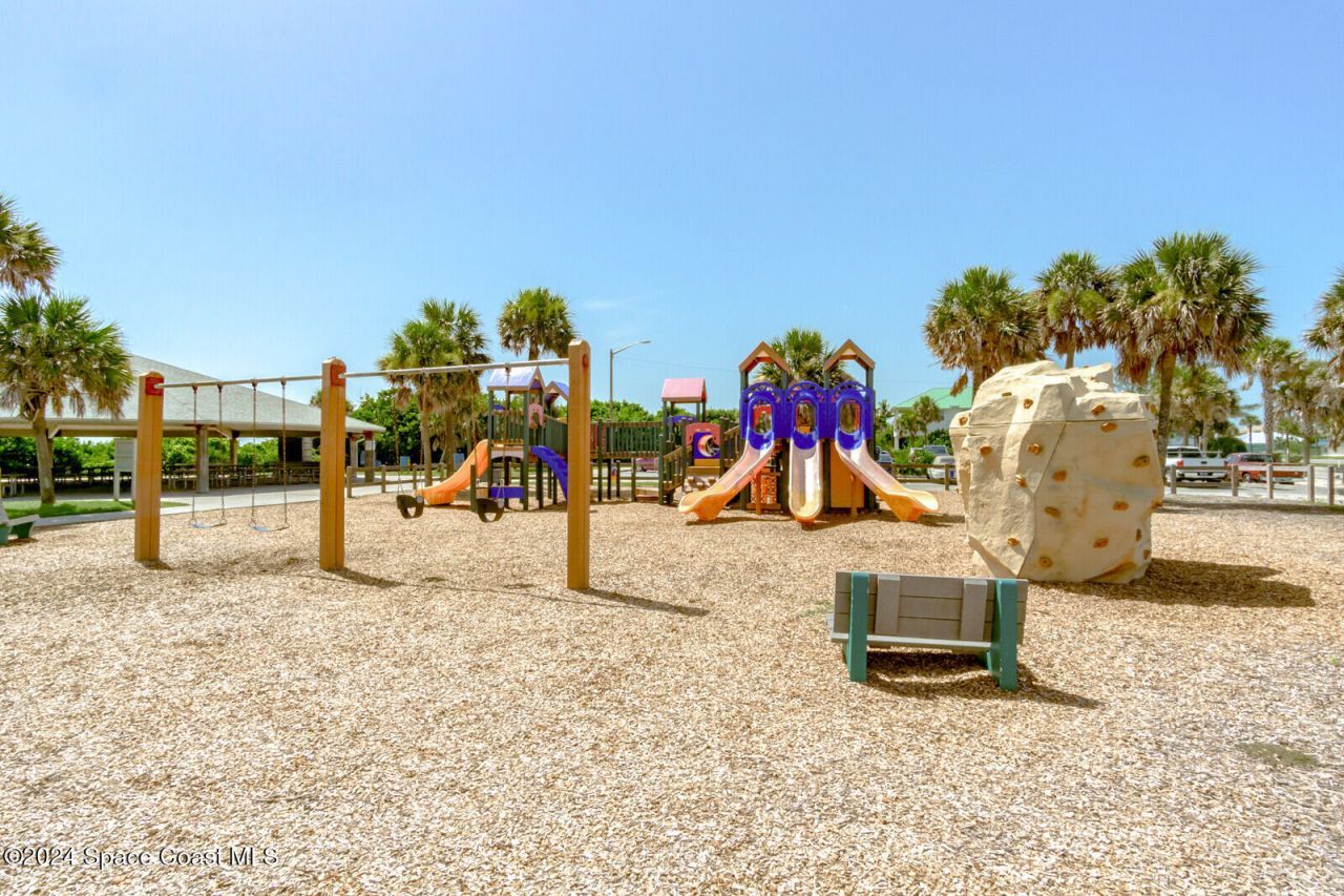 410 Oriole Lane , Indialantic, FL 32903 Photo