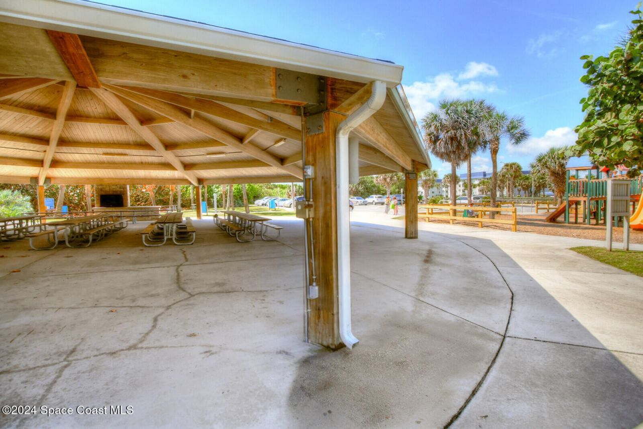 410 Oriole Lane , Indialantic, FL 32903 Photo