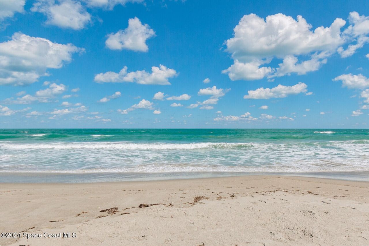 410 Oriole Lane , Indialantic, FL 32903 Photo