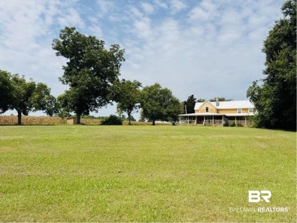 22930 N County Road 62, Robertsdale, AL 36567