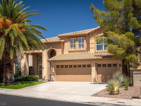 2504 Hacker Drive, Henderson, NV 89074