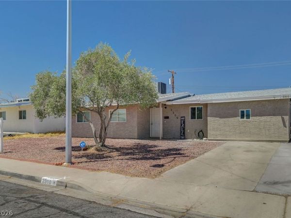 2300 Dune Drive, Las Vegas, NV 89106