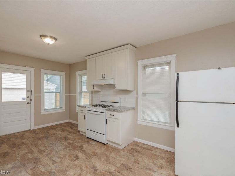 3720 Biddulph Avenue, Cleveland, OH 44109 Photo 14