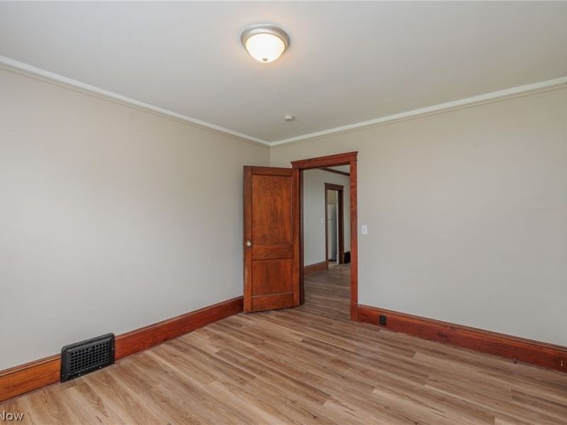 3720 Biddulph Avenue, Cleveland, OH 44109 Photo 20