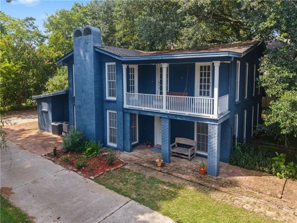 138 LAFAYETTE Street , Mandeville, LA 70448