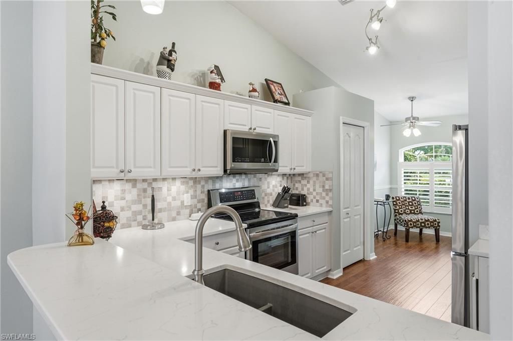 6513 Castlelawn Pl , Naples, FL 34113 Photo