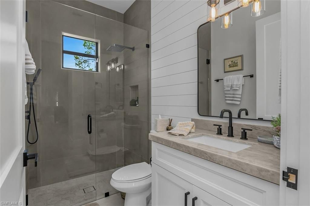 2286 2nd Ave Se, Naples, FL 34117 Photo