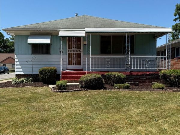 4722 Beechgrove Avenue , Garfield Heights, OH 44125