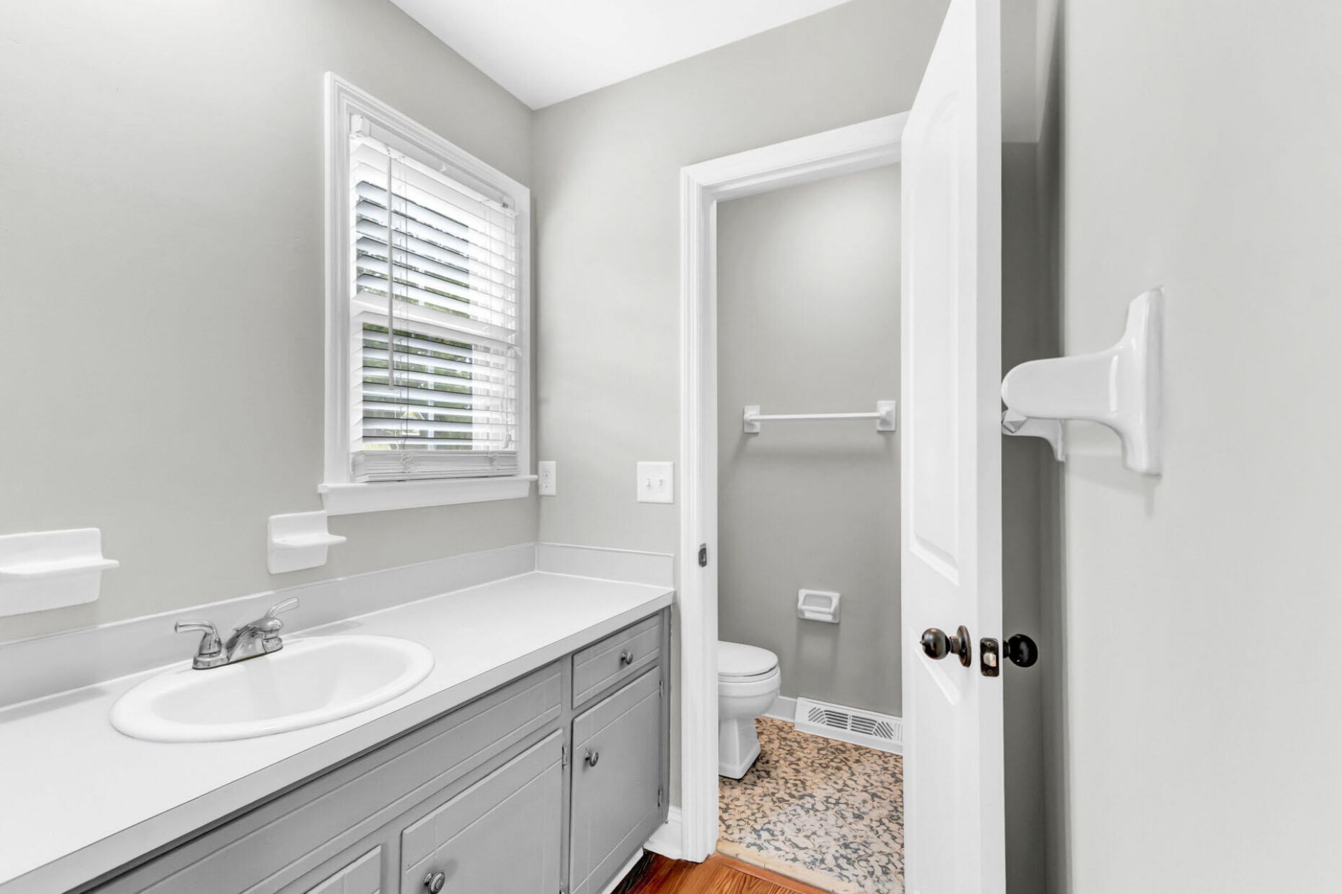 102 Mary Ann Drive Photo 15