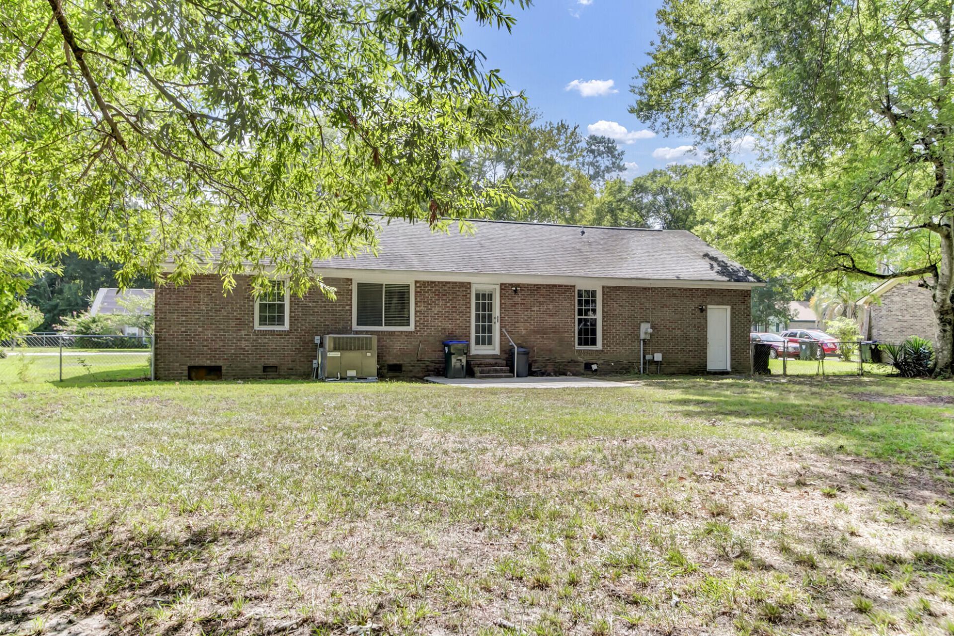 102 Mary Ann Drive Photo 24
