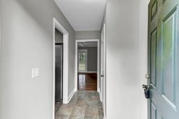 102 Mary Ann Drive photo 4