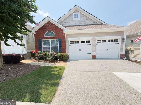 327 Acuba View, Woodstock, GA 30188