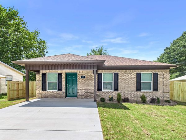 101.5 Cross St , Jacksonville, AR 72076