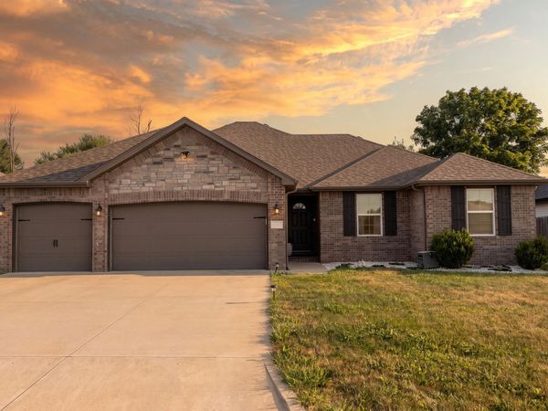 771 N Century Avenue , Republic, MO 65738
