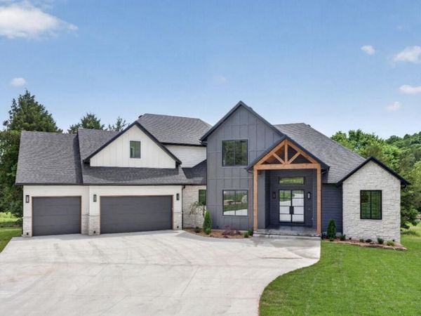 768 Seven Pines Drive, Saddlebrooke, MO 65630