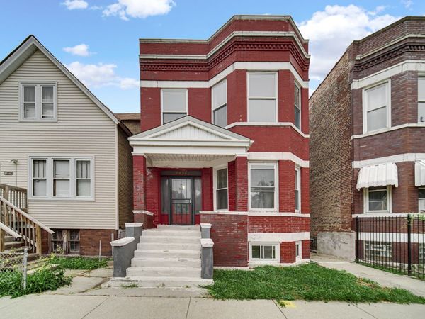 6439 S May Street , Chicago, IL 60621