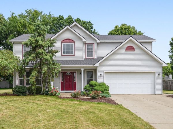 5048 Stapleton Drive, Kalamazoo, MI 49009