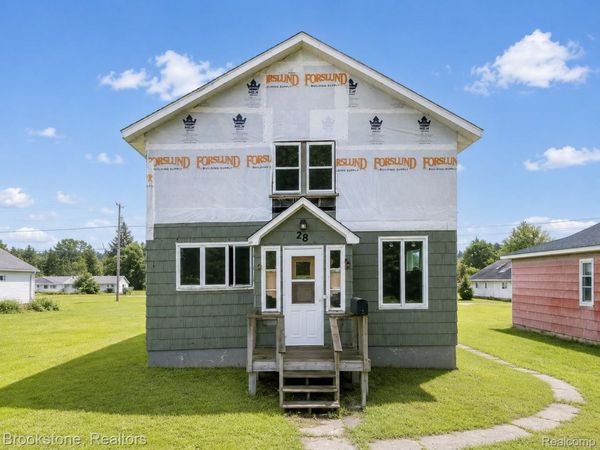 28 N 5th Avenue , Iron River, Mi 49935