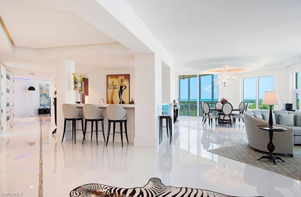 13675 Vanderbilt Dr , Unit 810, Naples, FL 34110 Photo