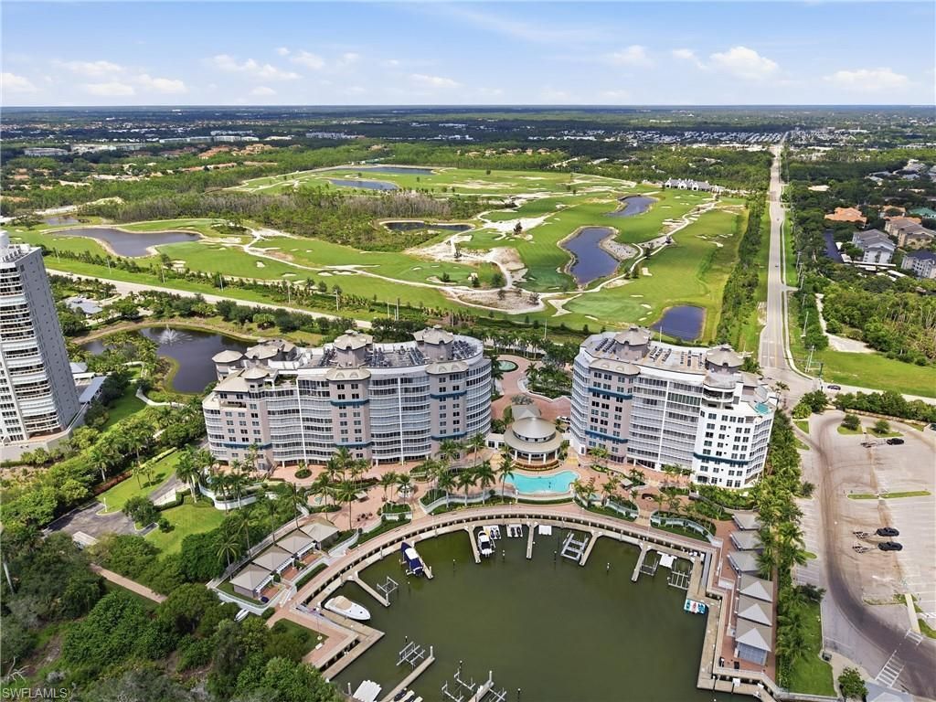 13675 Vanderbilt Dr, Unit 810, Naples, FL 34110 Photo
