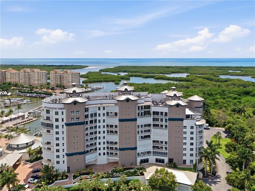 13675 Vanderbilt Dr , Unit 810, Naples, FL 34110 Photo
