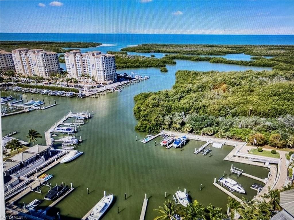 13675 Vanderbilt Dr , Unit 810, Naples, FL 34110 Photo