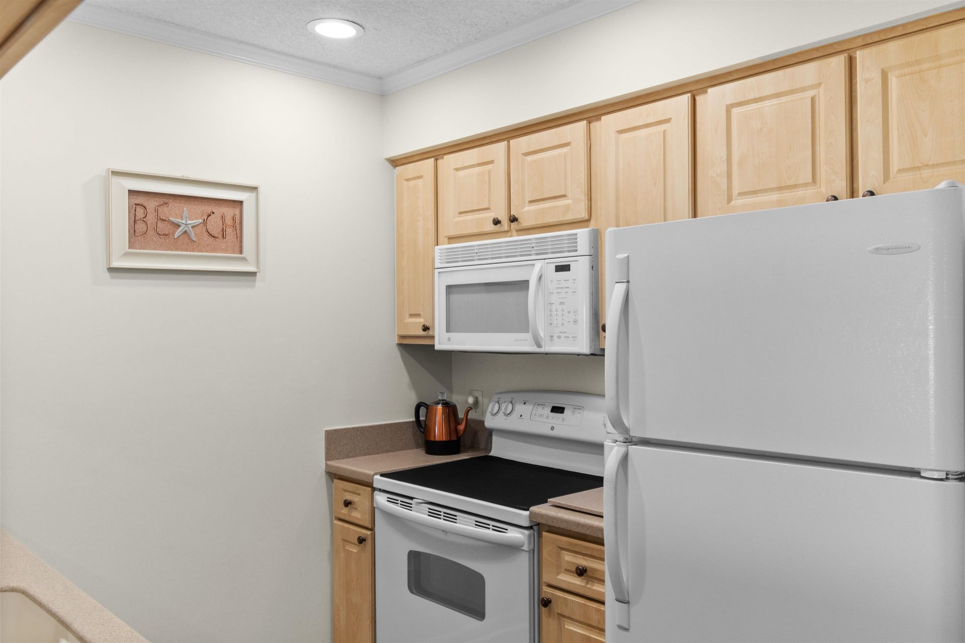 300 Marsh Pl.  Photo 12