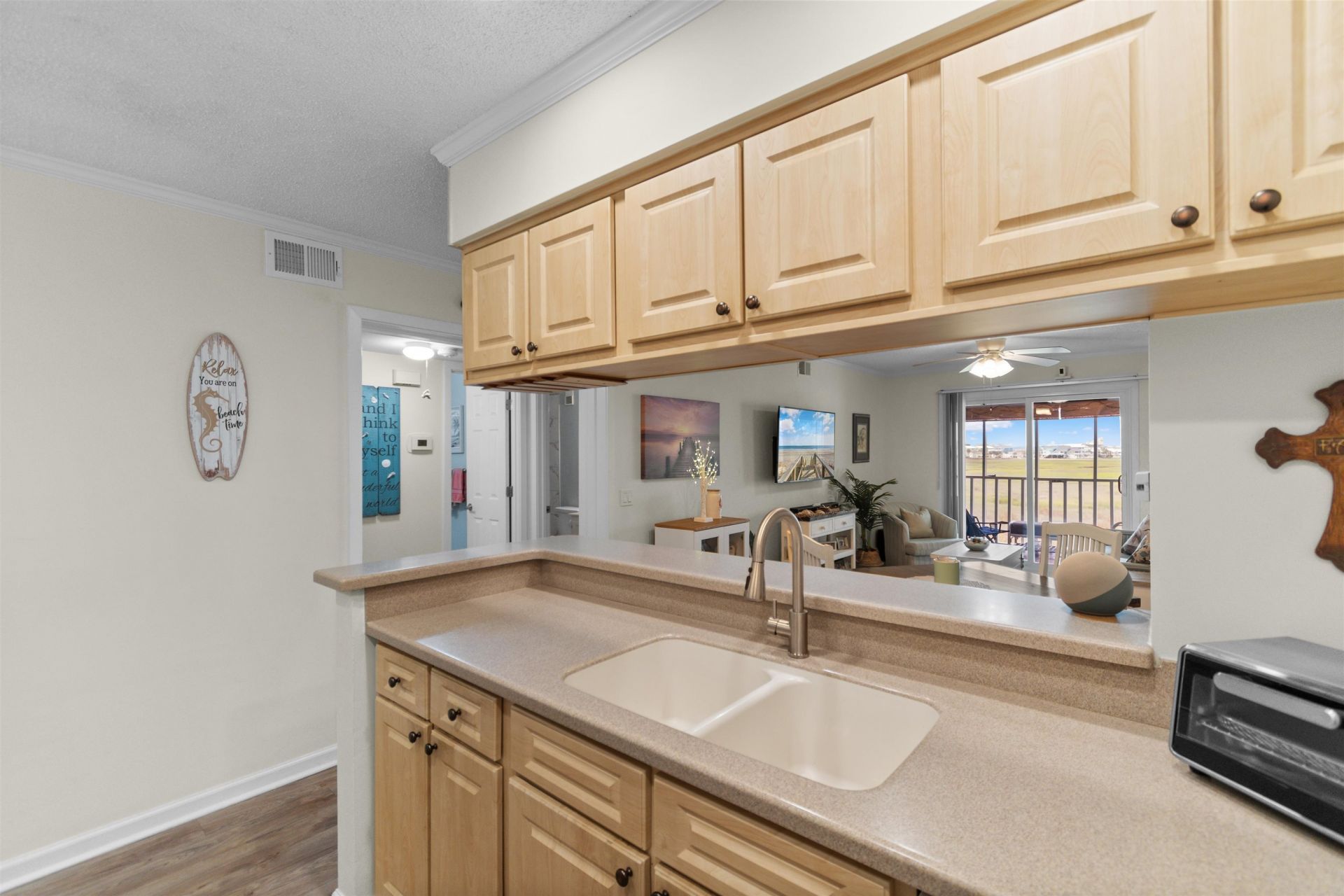 300 Marsh Pl.  Photo 15