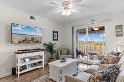 300 Marsh Pl.  photo 4