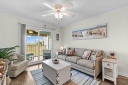 300 Marsh Pl.  photo 4