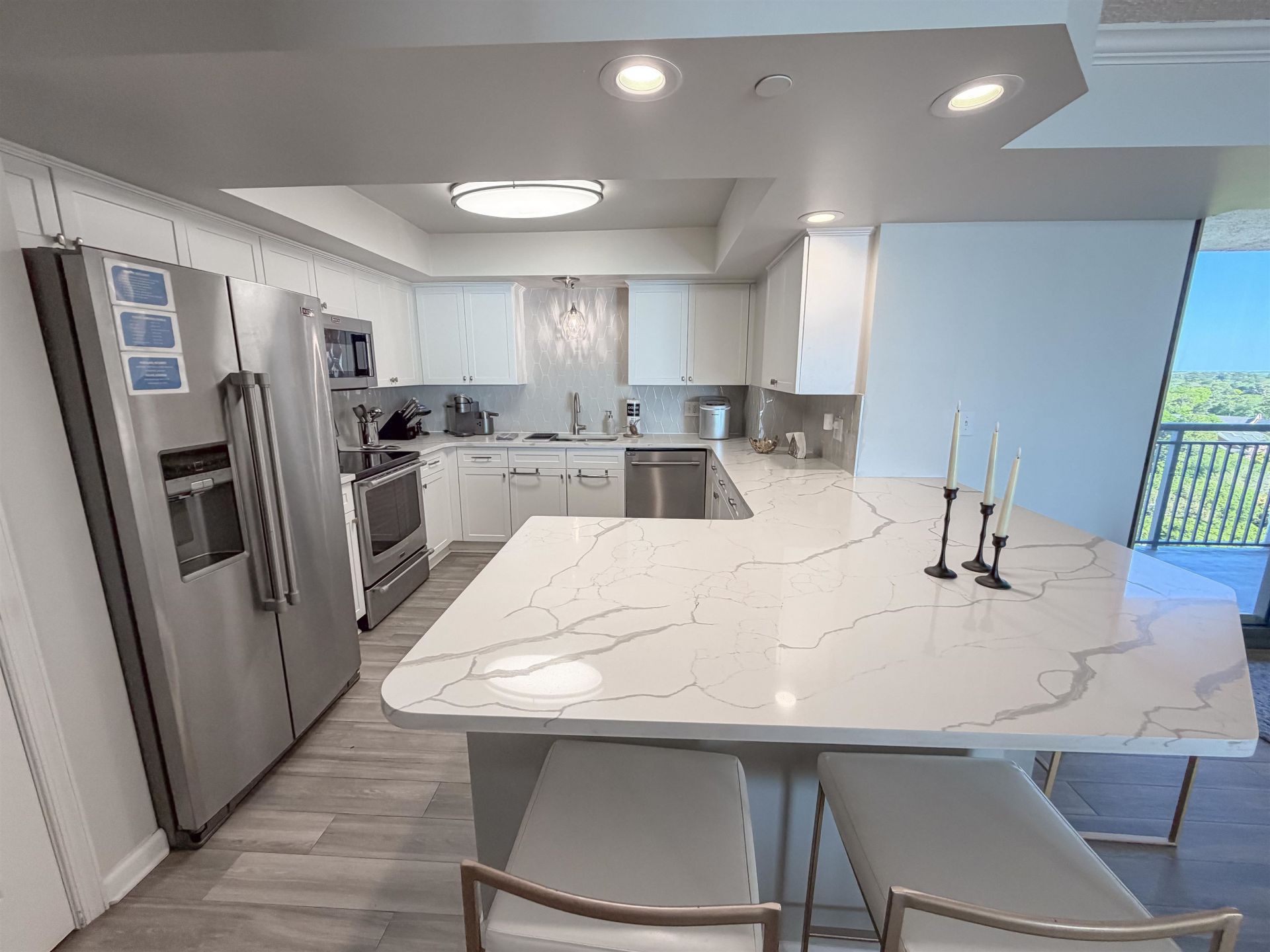 8560 Queensway Blvd.  Photo 14