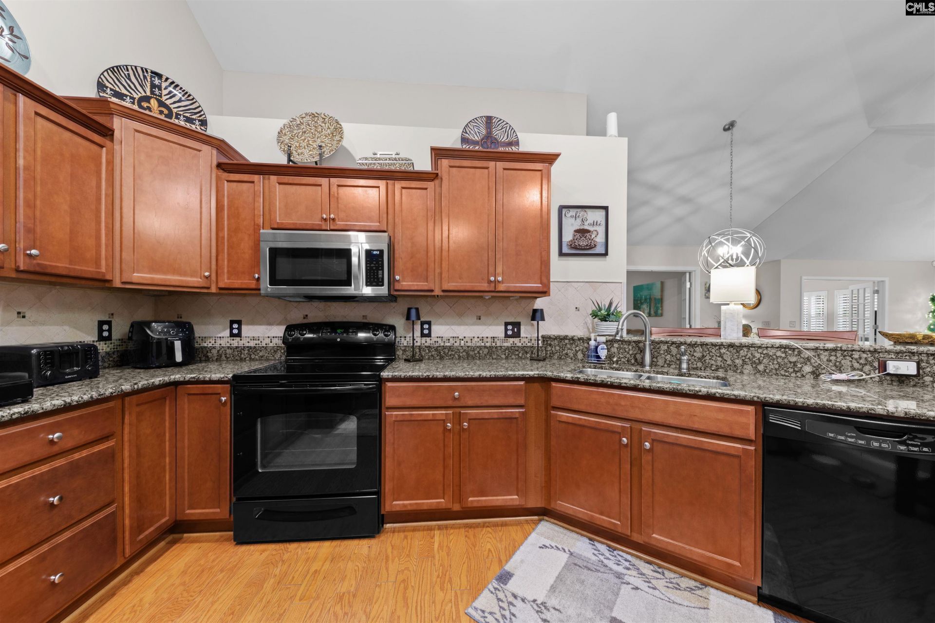 1602 Laryn Lane  Photo 6