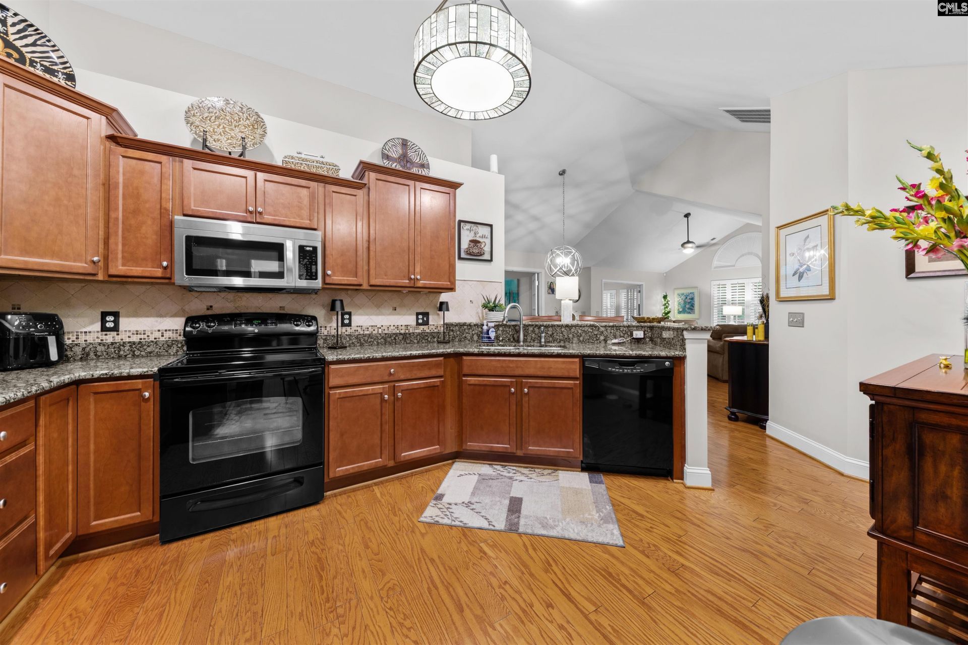 1602 Laryn Lane  Photo 8