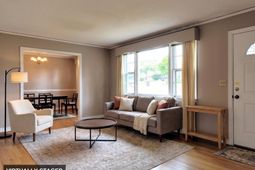 3223 Glendale Road photo 4