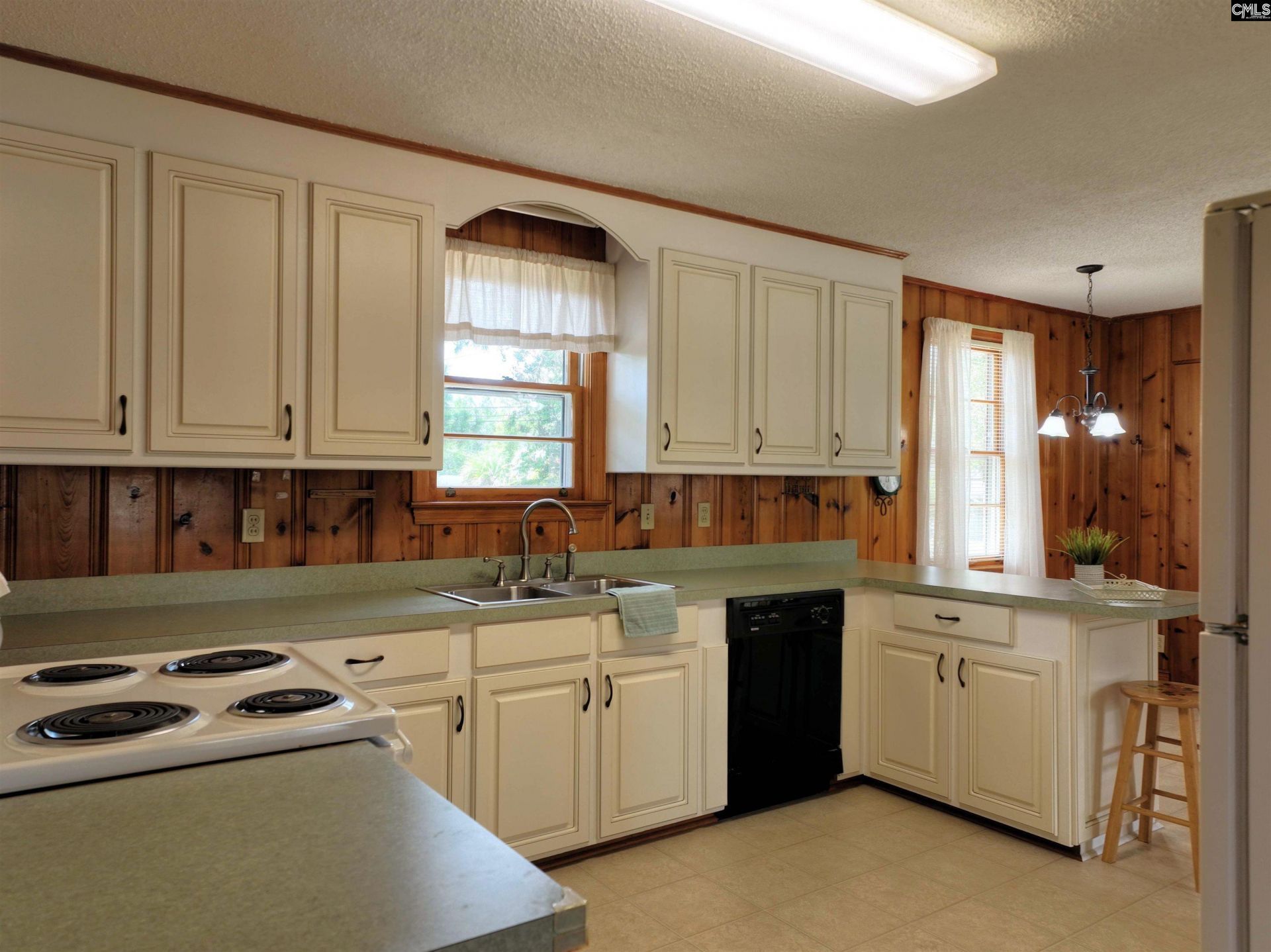 3223 Glendale Road  Photo 9