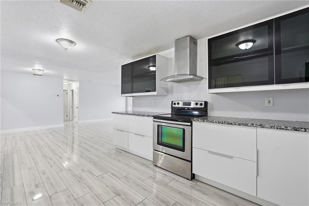 4431 SE 19th Ave, Cape Coral, FL 33904 Photo