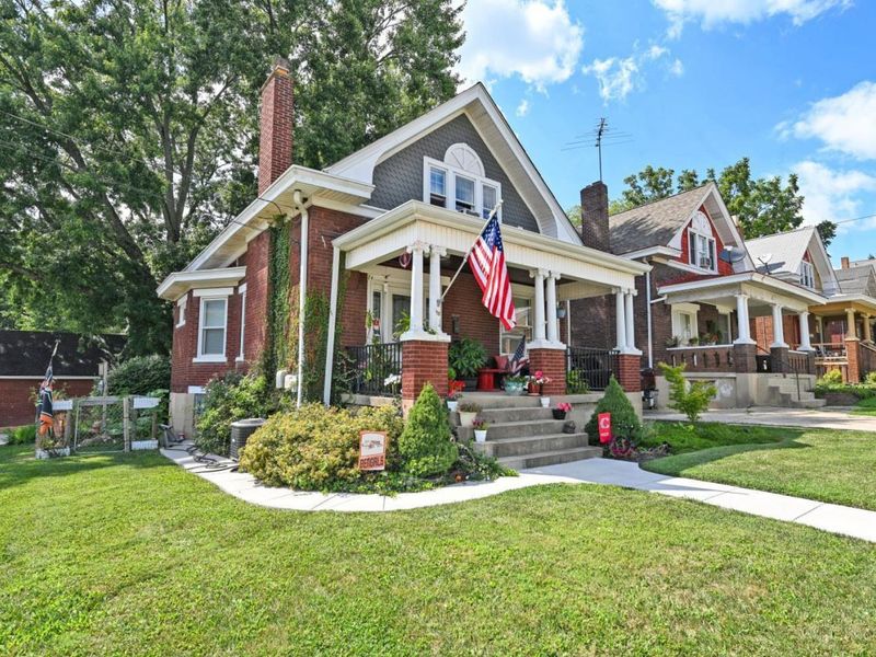 3843 Glenmore Avenue, Cheviot, OH 45211 Photo 2