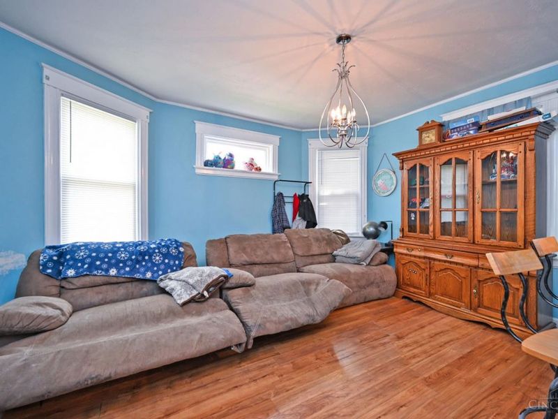 3843 Glenmore Avenue, Cheviot, OH 45211 Photo 7