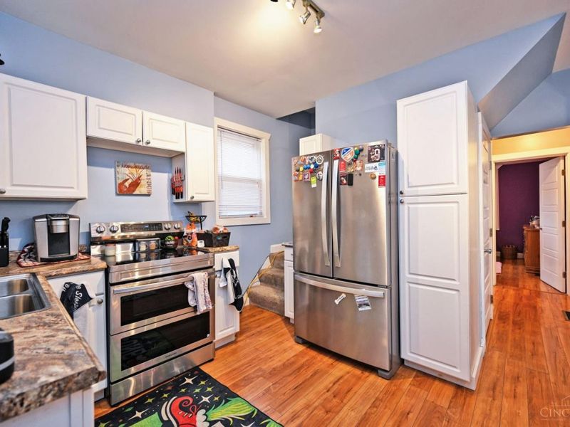 3843 Glenmore Avenue, Cheviot, OH 45211 Photo 9