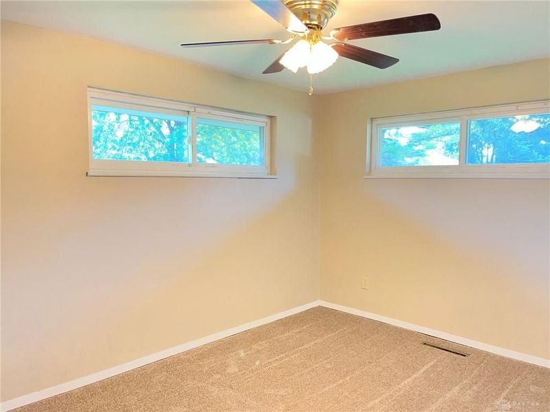 5669 Traymore Drive, Huber Heights, OH 45424 Photo 16