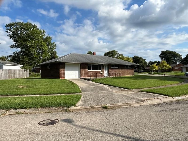 5669 Traymore Drive, Huber Heights, OH 45424 Photo 28