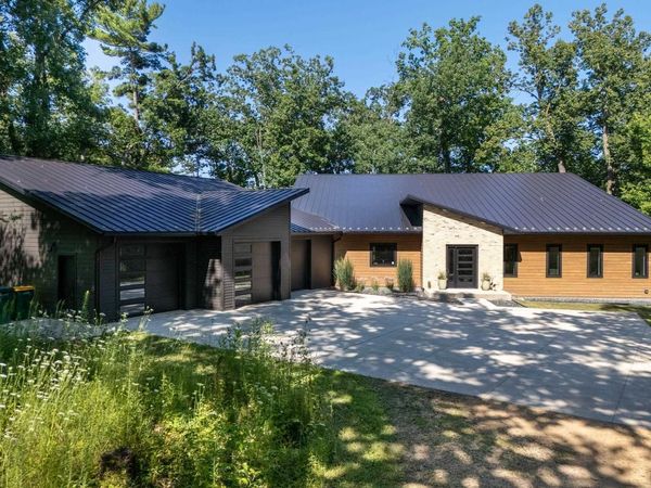 N2816 Wilson Road, Poynette, WI 53955