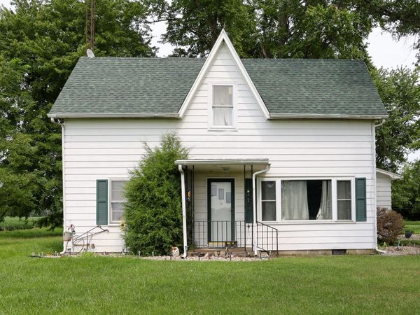 3960 N Higgin Switch Road , Olney, IL 62450