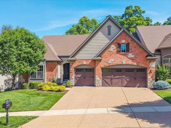 14623 Kendall Ridge Drive , Chesterfield, MO 63017